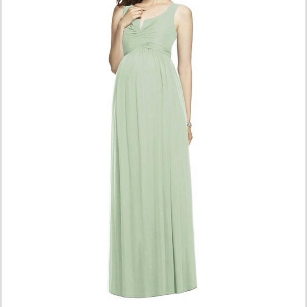Dessy Bridesmaid Sleeveless Notch Maternity Dress in Celadon